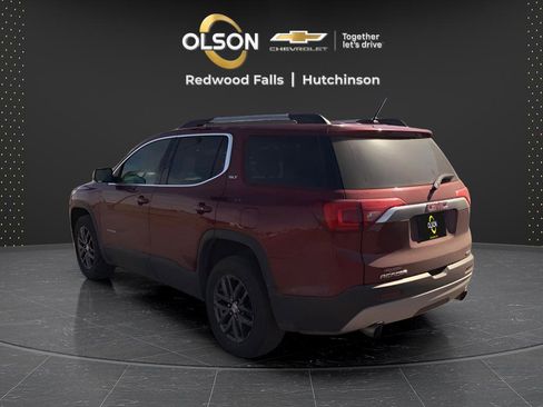 Used 2018 GMC Acadia SLT image 3