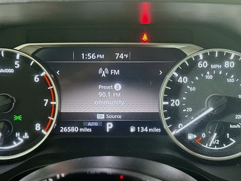 Used 2023 Nissan Rogue SV w/ SV Premium B Package image 19