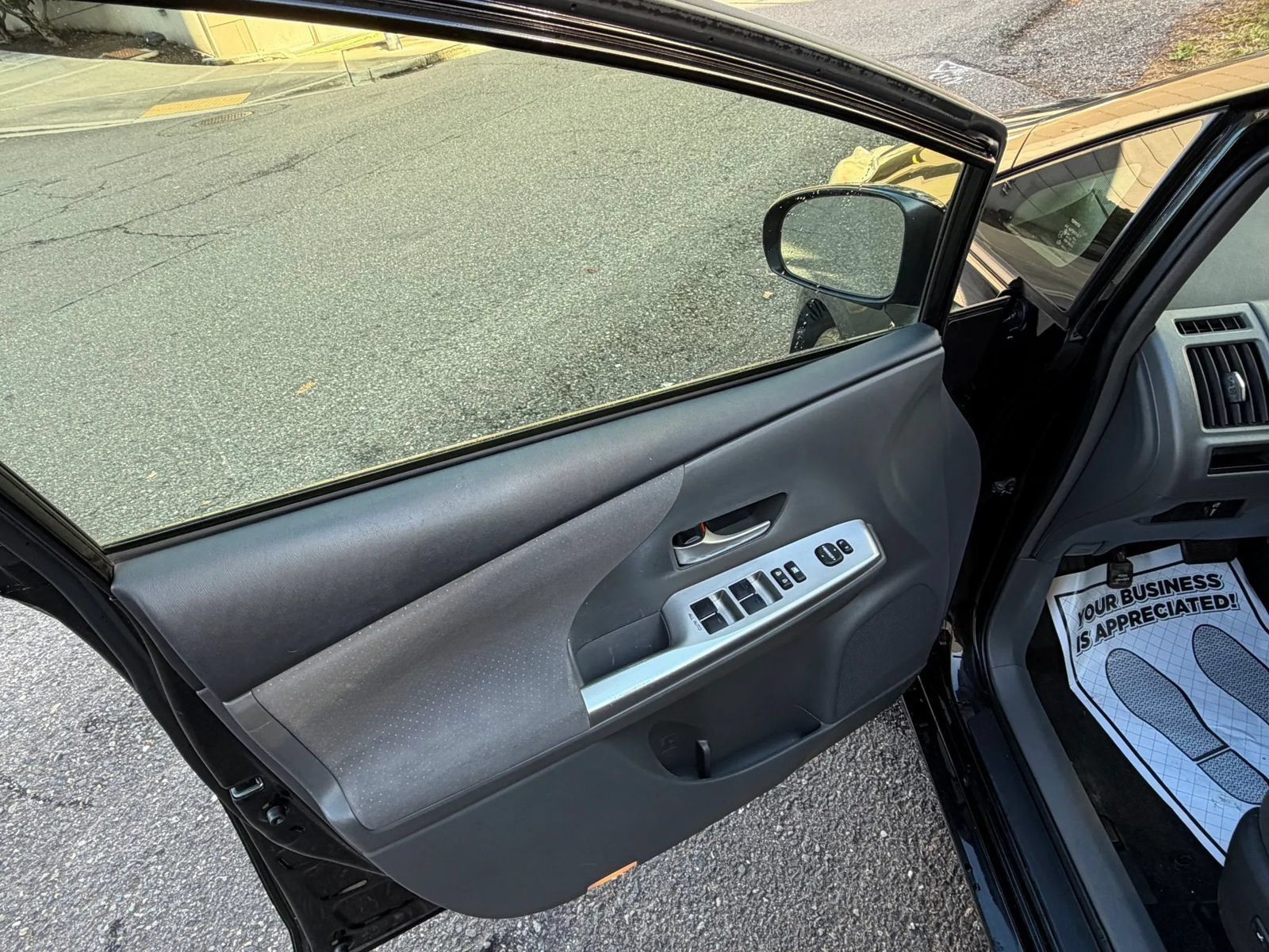 Used 2014 Toyota Prius V Two FWD image 14
