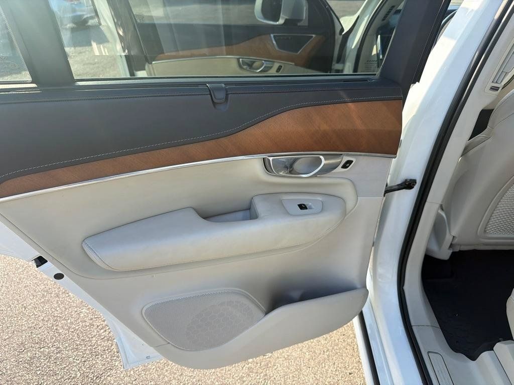 Used 2017 Volvo XC90 T6 Inscription w/ Vision Package AWD/4WD image 36
