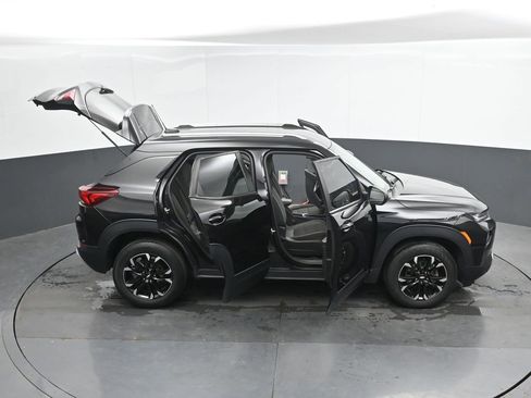 Used 2022 Chevrolet TrailBlazer LT w/ LPO, Blackout Package AWD/4WD image 50