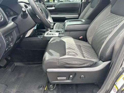 Used 2019 Toyota Tundra SR5 w/ SR5 Upgrade Package image 10