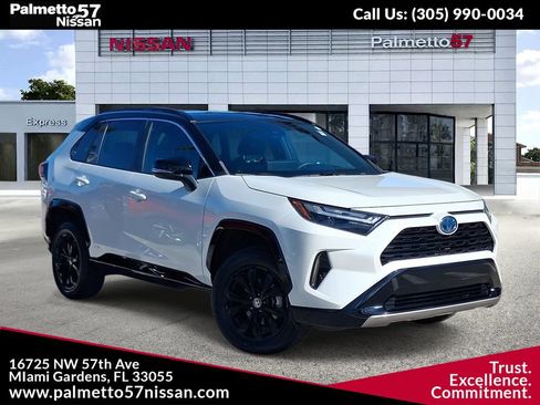 Used 2023 Toyota RAV4 XSE AWD/4WD image 1