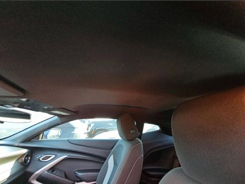 Used 2020 Chevrolet Camaro SS image 10