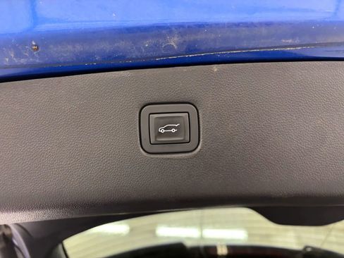 Used 2019 Chevrolet Blazer LT AWD/4WD image 37