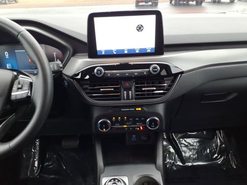 Used 2023 Ford Escape Active image 16