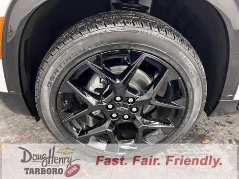 New 2026 Chevrolet Traverse RS w/ LPO, Floor Liner Package FWD image 20