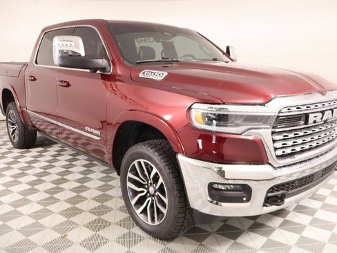 Used 2025 RAM 1500 Limited w/ Off Road Group AWD/4WD image 1