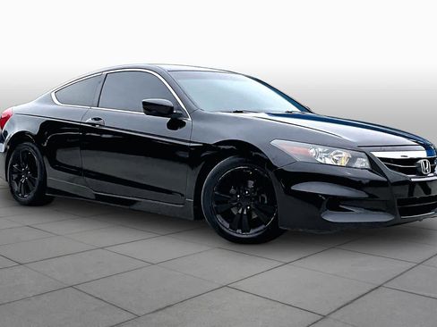 Used 2012 Honda Accord LX-S image 2