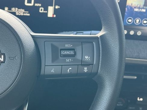 Used 2026 Nissan Kicks SV FWD image 28