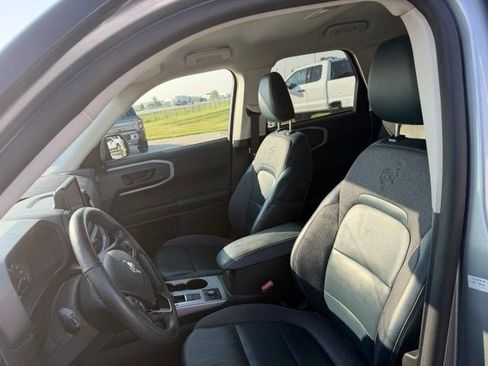 Used 2022 Ford Bronco Sport Outer Banks w/ Tech Package AWD/4WD image 18