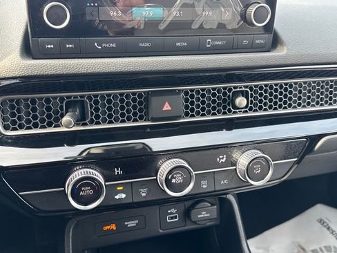 Used 2023 Honda Civic LX image 11