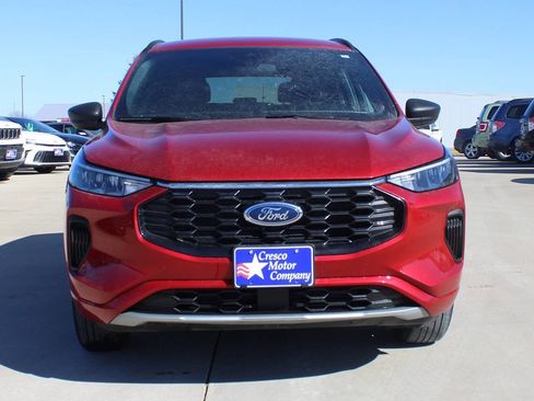 Used 2024 Ford Escape ST-Line image 2