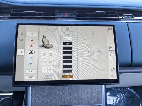 New 2025 Land Rover Range Rover SV image 28