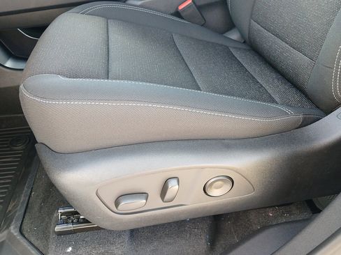 New 2026 Chevrolet Traverse LT w/ Driver Confidence Package image 16