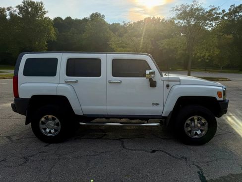 Used 2008 HUMMER H3 AWD/4WD image 4