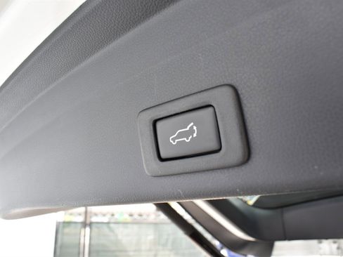 Used 2019 Subaru Ascent Limited AWD/4WD image 34