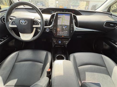 Used 2018 Toyota Prius Four image 26