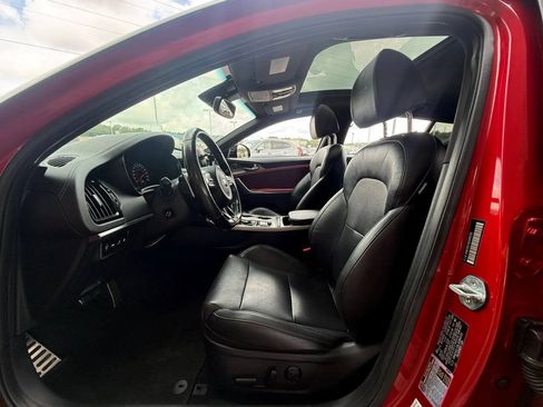 Used 2020 Kia Stinger GT1 AWD/4WD image 33