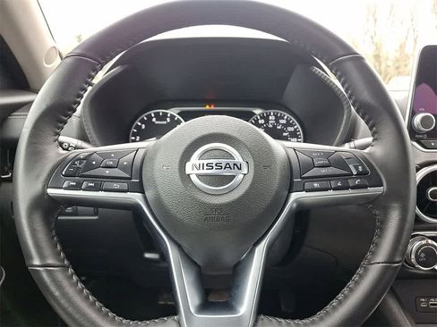 Used 2022 Nissan Sentra SV w/ Trunk Package image 16