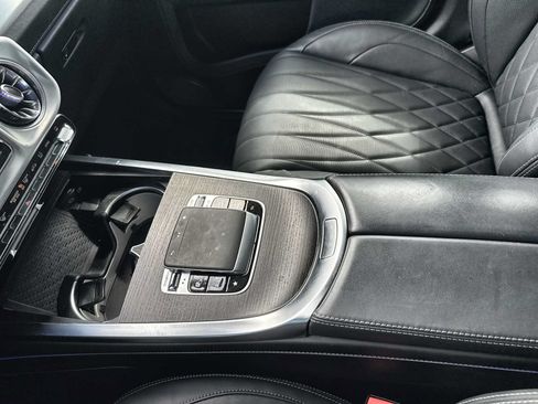 Used 2025 Mercedes-Benz G 63 AMG 4MATIC image 23