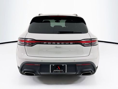 New 2026 Porsche Macan image 10