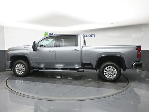New 2026 Chevrolet Silverado 2500 LTZ w/ LTZ Convenience Package AWD/4WD image 21