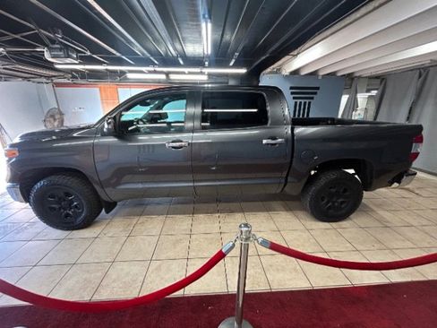 Used 2014 Toyota Tundra Limited image 5