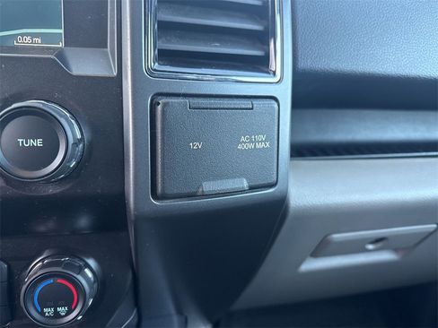 Used 2019 Ford F150 XLT w/ Equipment Group 302A Luxury image 32