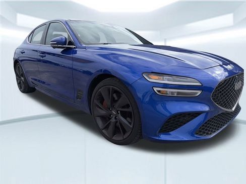 Used 2022 Genesis G70 3.3T image 2