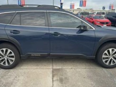 Used 2024 Subaru Outback Premium AWD/4WD image 5