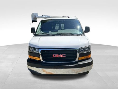 Used 2024 GMC Savana 2500 w/ Driver Convenience Package RWD image 9
