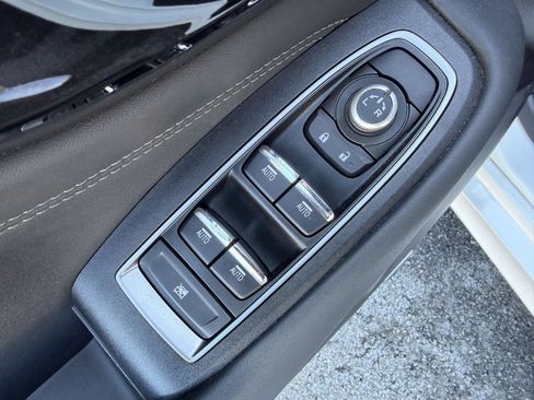 Used 2023 Subaru Legacy Limited image 14