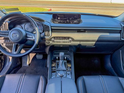 Used 2025 MAZDA CX-50 AWD 2.5 Hybrid w/ Premium Pkg image 23