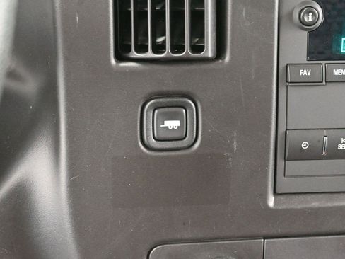 Used 2024 GMC Savana 2500 w/ Driver Convenience Package image 20