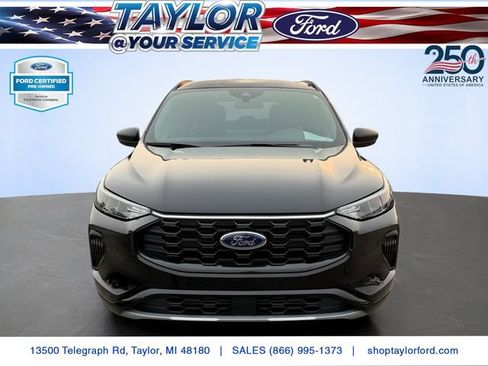 Certified 2024 Ford Escape ST-Line w/ Tech Pack #1 AWD/4WD image 3