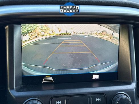 Used 2022 Chevrolet Colorado LT w/ Safety Package image 27