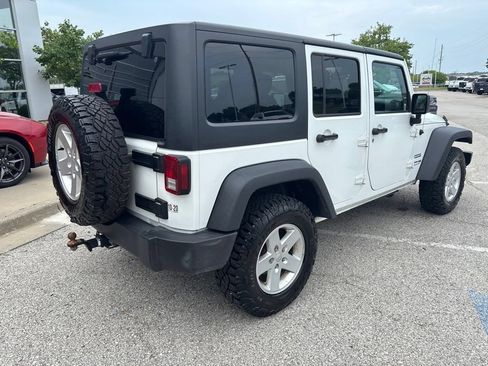 Used 2018 Jeep Wrangler Unlimited Sport S AWD/4WD image 27