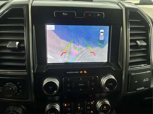 Used 2019 Ford F150 Lariat w/ Equipment Group 502A Luxury AWD/4WD image 36