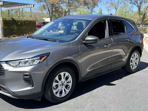 Used 2023 Ford Escape Active FWD image 47