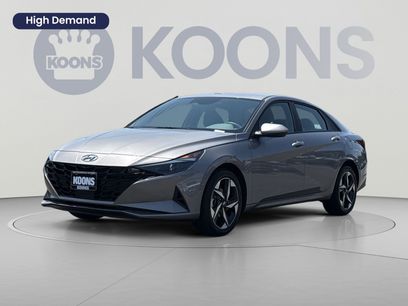 Certified 2023 Hyundai Elantra SEL w/ Convenience Package