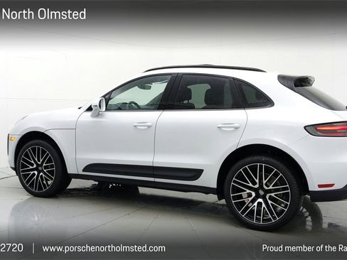 Used 2022 Porsche Macan image 6
