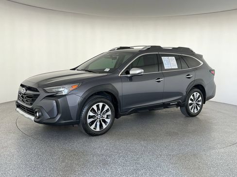Certified 2024 Subaru Outback Touring AWD/4WD image 9
