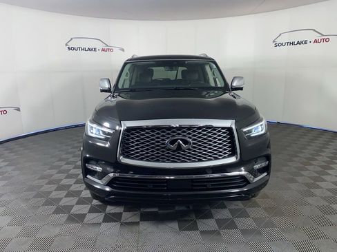 Used 2018 INFINITI QX80 4WD w/ Deluxe Technology Package image 2