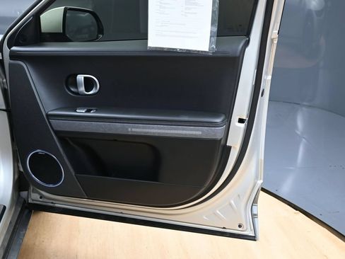 Used 2023 Hyundai Ioniq 5 Limited AWD/4WD image 38
