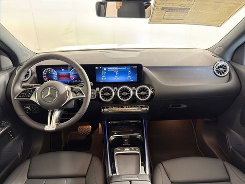 New 2026 Mercedes-Benz GLA 250 4MATIC image 16