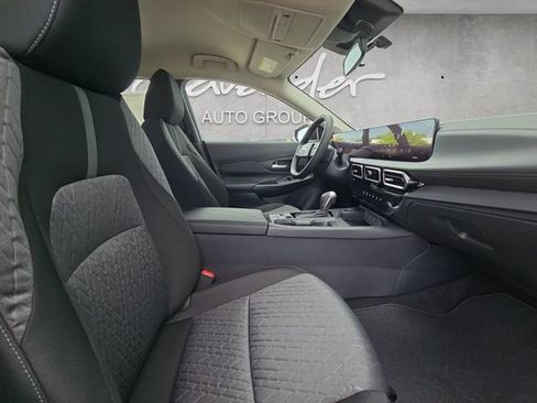 New 2026 Nissan Sentra SV FWD image 24
