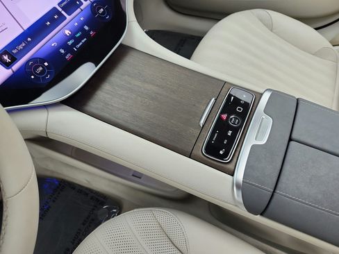 Certified 2024 Mercedes-Benz EQS 450+ Sedan image 11