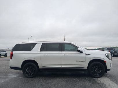 Used 2023 GMC Yukon XL SLT