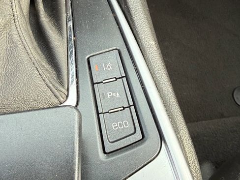 Used 2015 Cadillac SRX Premium image 26